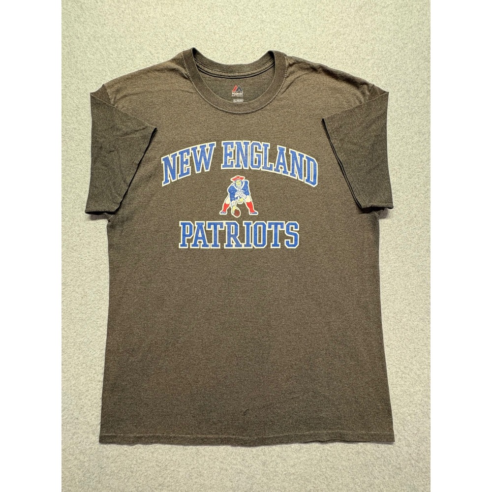 Majestic New England Patriots T-Shirt Mens XL Brown Heather Pat‎ Patriot Graphic